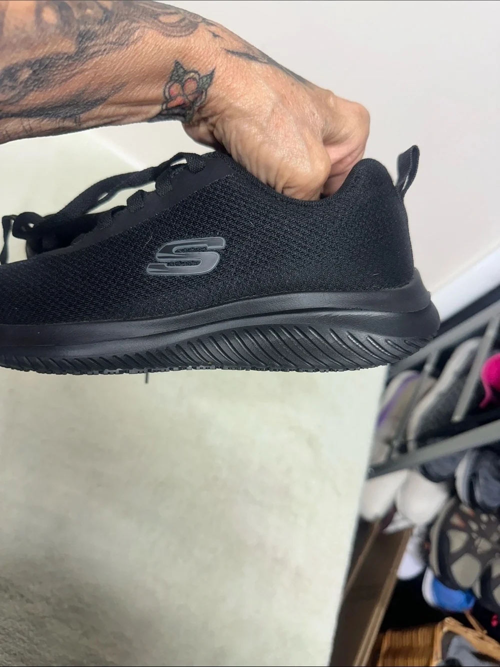 Skechers Men’s Black Athletic Lace-Up Sneakers